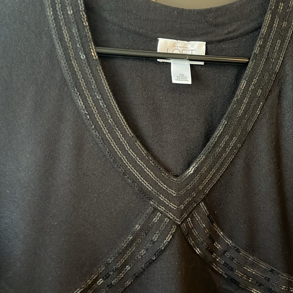 LOFT black sequin top - Picture 2 of 5